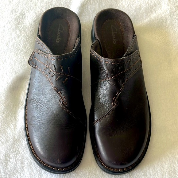 Clarks Shoes - Picture 4 of 11